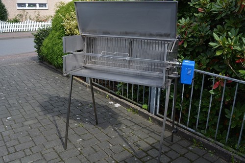 Spanferkelgrill 800 450 - 800,