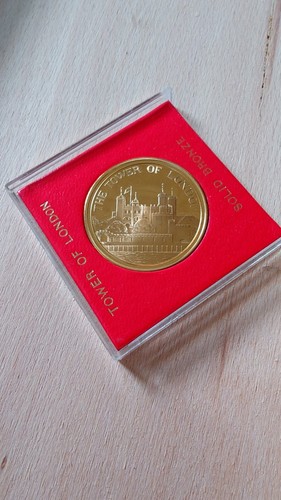 Vintage 1983 tower - vintage, london
