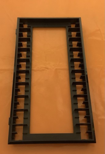 Halter aus kunststoffe für - cd-halter,