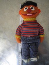 Figur Ernie Sesamstraße alt