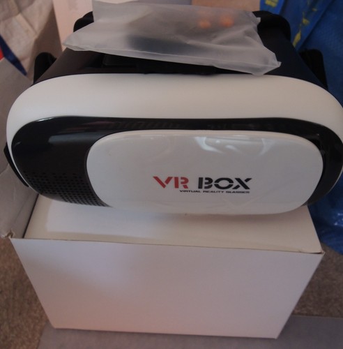 Box virtual reality - box, 3d