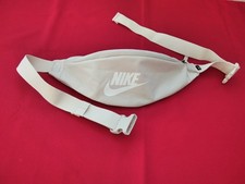 Waistpack Bauchtasche Nike beige