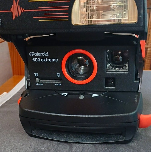Polaroid 600 extreme