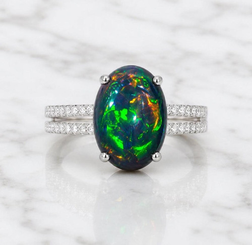 Natürlicher schwarz opal - natürlicher,