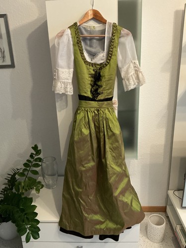 Dirndl mit grüner - 38,