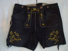 Trachten-Rindvelour-Lederhose Gr. 54/56 kurz, schwarz mit grüner Stickerei