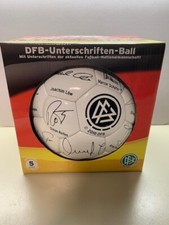 DFB-Ball Fußball WM 2010 im Originalkarton mit Autogrammen Größe 5