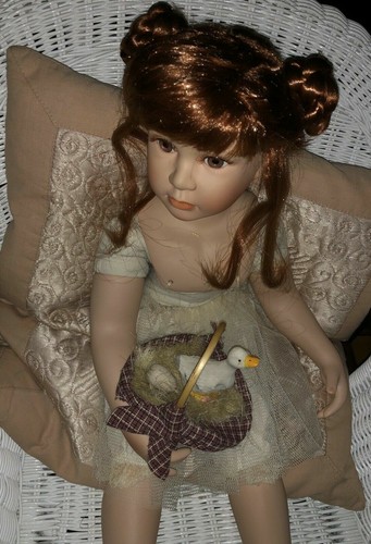 Puppe lisa sitzende 50 cm - 50,