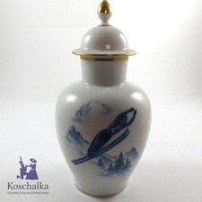 Meissen Porzellan,Deckelvase mit Skispringer Motiv, mit Goldrand (9280A)