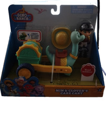 Dino Ranch Min and Clover's