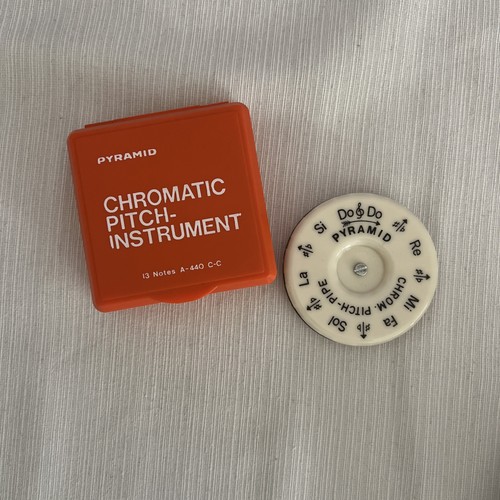 Pyramid chrom pitch pipe - pitch,