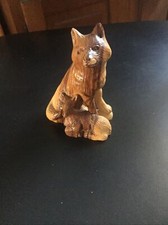 Wolf mit. Schaf aus Olivenholz HX L ca 12 X 8cm