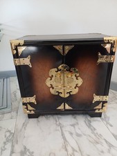 Asiatisches, chinesisches kleines Lackschränkchen - Schubladen - Kleinmöbel