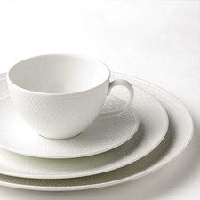 Wedgwood Gio Weiß Bone China