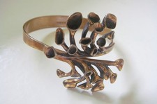 Designer Armreif Bronze