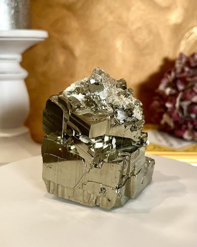 Pyrit mit quarz mineralien - pyrit,