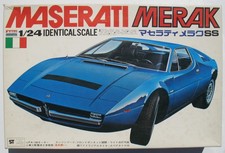 ARII AR-65B-600 MASERATI MERAK SS 1:24 Auto Modellbausatz Car Kit Plastic Model