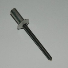 50x  Bechernieten 3,2x8