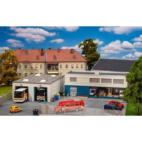 Faller 130120 busdepot - h0,