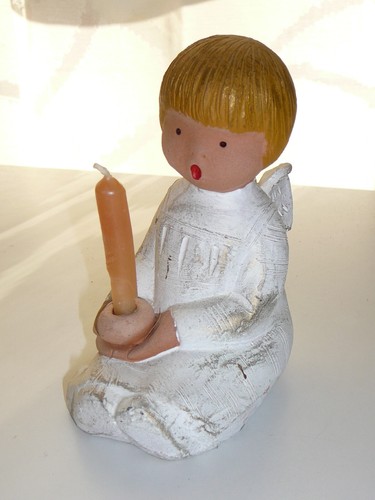 Sitzender singer engel - sitzender,