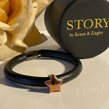 Story by Kranz & Ziegler Starter Leder Armband 19 cm mit Stern rosé Schwarz