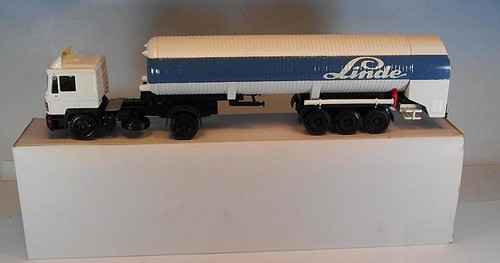 Conrad man f90 - 1/50,