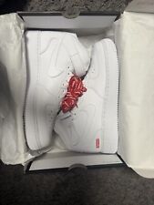 Supreme Nike AirForce 1 Mid