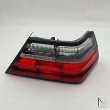 Mercedes-Benz W124 Heckleuchte Hella Schwarz rechts NOS