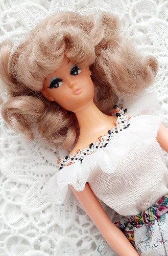 Barbie puppe petra - puppe, plasty