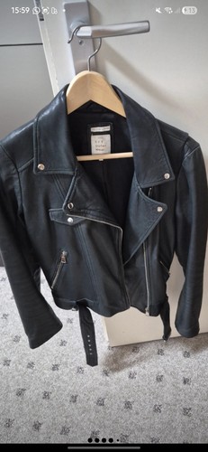 Zara lederjacke schwarz - zara,