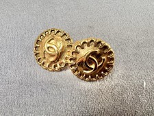 CHANEL Vintage Ohrringe Clip On 97p vergoldet