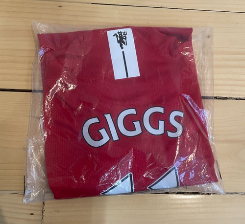 Neu giggs manchester - neu,
