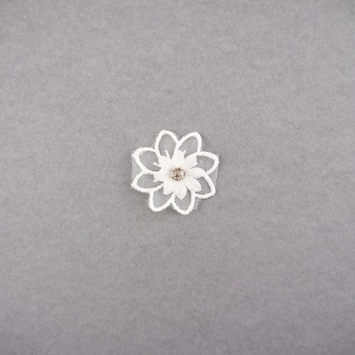 Blüte zweilagig organza - blüte,
