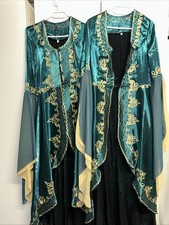 Hennakleid, Bindallı, Nedime