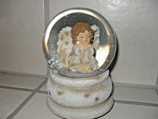 Spieluhr Engel in Glaskugel