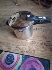 Schnellkochtopf von Tischfein