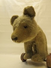 X-39294	Ersatzteil für Steiff Rädertier Bär, mit Holzwolle gestopft