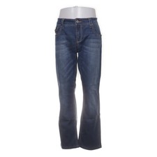 Amor, Trust & Truth, Jeans