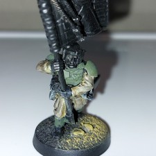 Cadianischer Standartenträger Zinn/Alt-Teilbemalt-GW WH40K Gebraucht *Rarität*