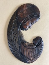 Afrikanische Handgeschnitzte