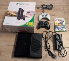 Microsoft Xbox 360 E 500GB Konsole mit 2 Original Controller 