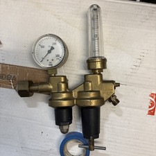 Flaschendruckminderer Messer Griesheim Schutzgas Ar/Co2 mit durchfluss für WIG