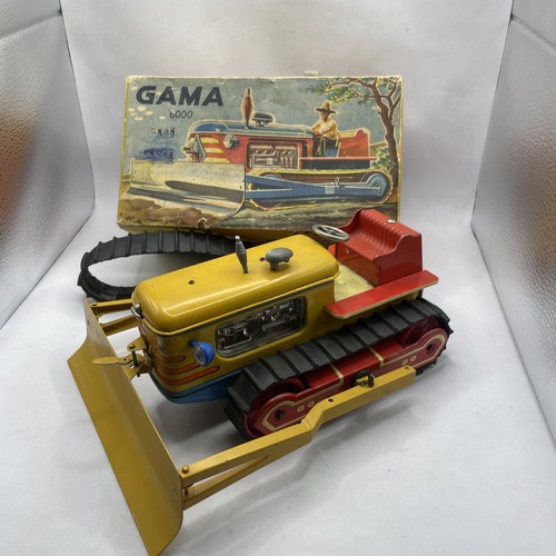 Gama 600 raupe - gama,