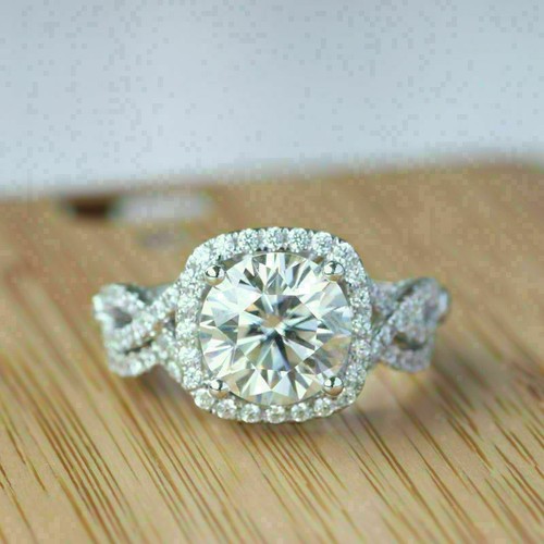 Rundschliff diamant - 3,20,