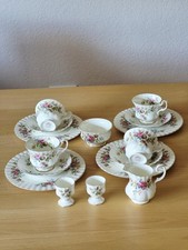 Royal Albert MOSS ROSE  4 Kaffeegedecke, Milch u. Zuckertopf. 2 Eierbecher Top