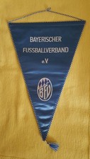 BFV Bayerischer Fußballverband großer Wimpel ca. 33 x 48 cm, Seide gestickt TOP