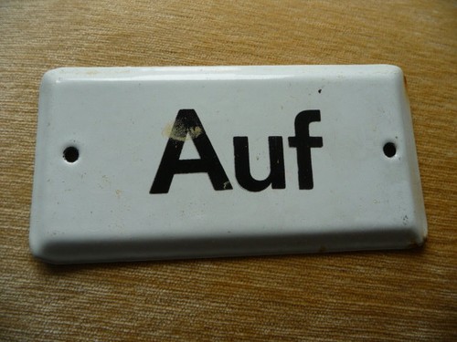 Emailschild auf siebziger - auf,