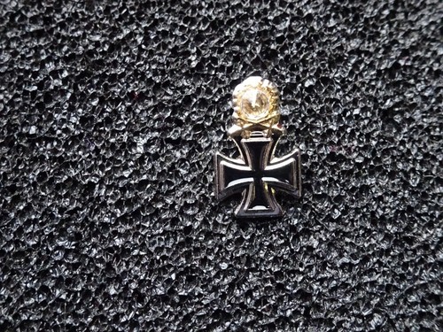 Pin zum ritterkreuz - (c12),