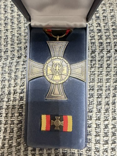 Orden ehrenkreuz der - orden,