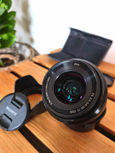 Sony 70mm 5 - fe, f3.5-5.6